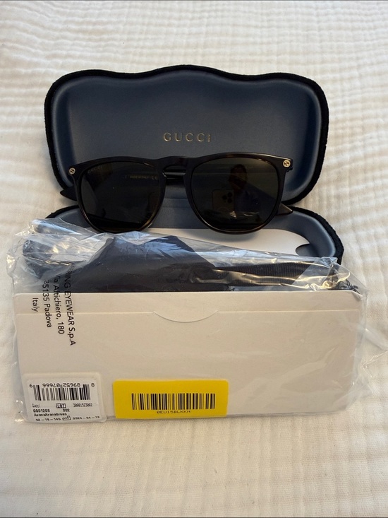 Gucci Black Eyewear with Gold Accents New main image 5